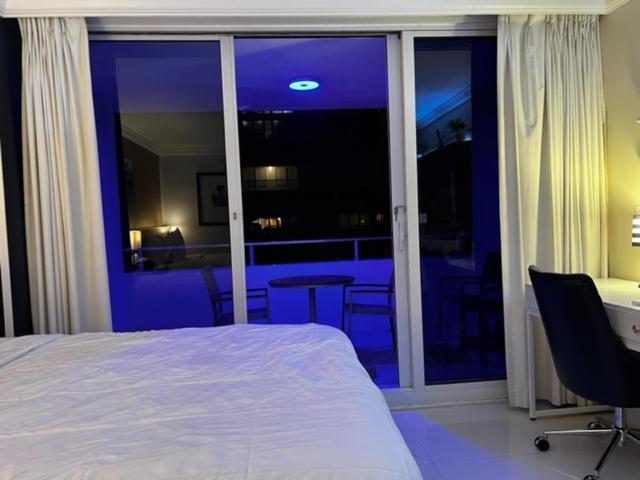 Ocean Manor Tiki Sunset Retreat 4*